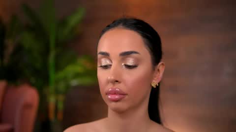 Kaira online show from April 3, 2026, 5:44 pm