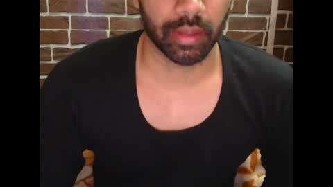 Snapshot of kaku69696 chatting on January 1, 2025, 6:05 am Vicky online show from January 1, 2025, 6:05 am