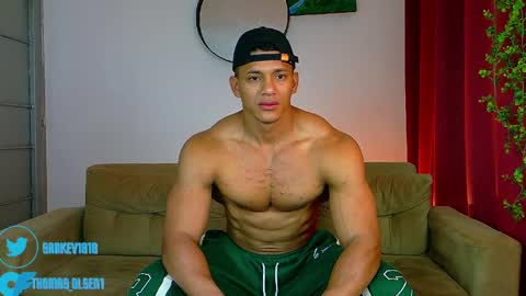 Snapshot of kale_tomson chatting on April 27, 2026, 4:49 pm kale thomson online show from April 27, 2026, 4:49 pm