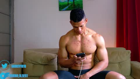 Snapshot of kale_tomson chatting on May 21, 2026, 5:20 pm kale thomson online show from May 21, 2026, 5:20 pm
