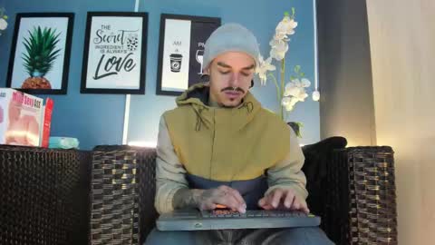 Kale online show from November 26, 2025, 11:11 am