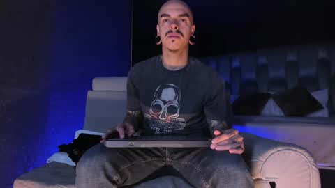 Snapshot of kaletattoos chatting on February 13, 2026, 11:17 am Kale online show from February 13, 2026, 11:17 am