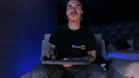 Snapshot of kaletattoos chatting on February 14, 2026, 11:18 am Kale online show from February 14, 2026, 11:18 am