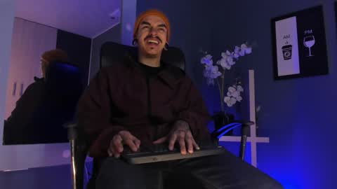 Snapshot of kaletattoos chatting on February 17, 2026, 11:07 am Kale online show from February 17, 2026, 11:07 am