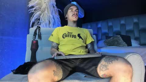 Snapshot of kaletattoos chatting on February 22, 2026, 11:53 am Kale online show from February 22, 2026, 11:53 am