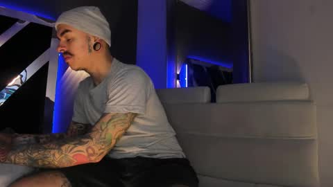 Snapshot of kaletattoos chatting on February 23, 2026, 11:07 am Kale online show from February 23, 2026, 11:07 am