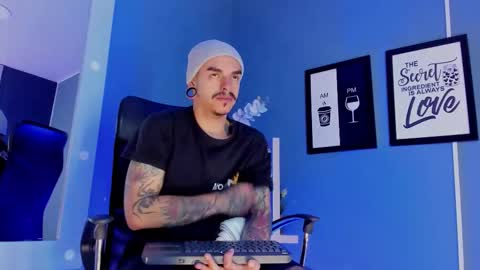 Snapshot of kaletattoos chatting on February 24, 2026, 10:57 am Kale online show from February 24, 2026, 10:57 am