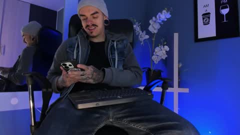 Snapshot of kaletattoos chatting on February 26, 2026, 11:20 am Kale online show from February 26, 2026, 11:20 am