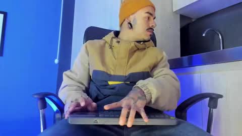 Snapshot of kaletattoos chatting on March 18, 2026, 11:13 am Kale online show from March 18, 2026, 11:13 am