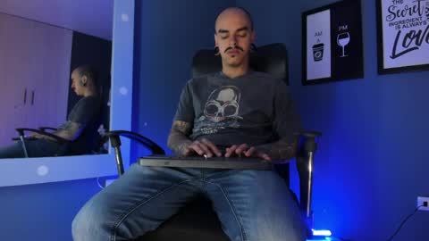 Snapshot of kaletattoos chatting on April 13, 2026, 11:16 am Kale online show from April 13, 2026, 11:16 am