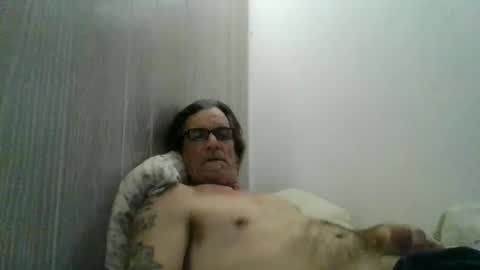 kalifornia91666 online show from December 25, 2024, 12:37 am