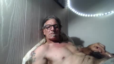 kalifornia91666 online show from September 24, 2025, 6:39 am