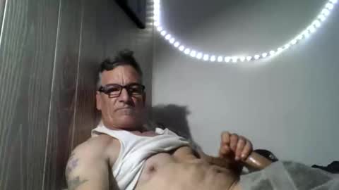 kalifornia91666 online show from November 5, 2025, 9:15 pm