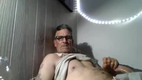 kalifornia91666 online show from November 9, 2025, 7:23 pm