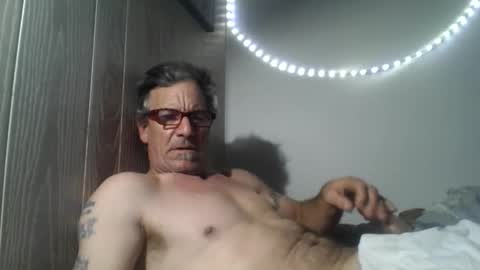 kalifornia91666 online show from February 16, 2026, 7:21 pm