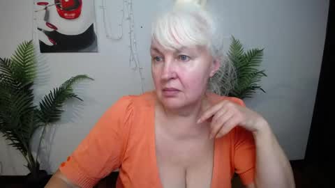 Snapshot of kamaliasim chatting on May 19, 2026, 6:36 pm KamaliaSim online show from May 19, 2026, 6:36 pm