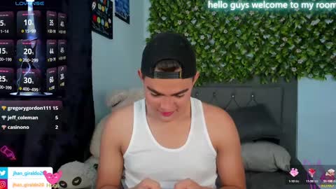 camilo  independent model online show from January 12, 2025, 12:39 am