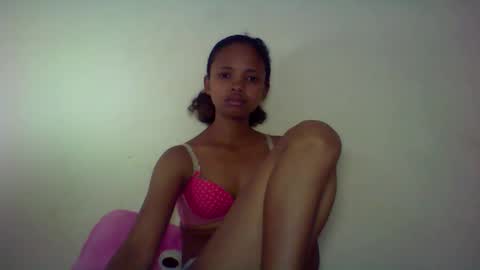 kamillah69 online show from February 16, 2026, 1:13 am