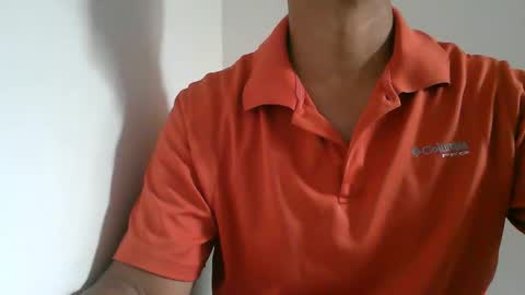Snapshot of kamilo69_ chatting on May 11, 2026, 9:45 pm Kamilo online show from May 11, 2026, 9:45 pm