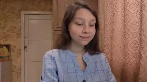 Snapshot of kamisalling chatting on October 26, 2025, 6:19 am Mari  Simmons online show from October 26, 2025, 6:19 am