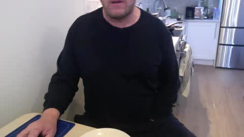 Cam with Me Vixens DM me online show from April 8, 2026, 1:55 pm