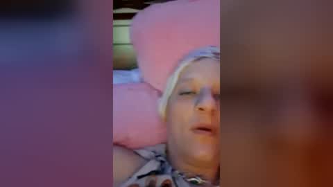 kandilove2369 online show from August 9, 2026, 12:21 pm