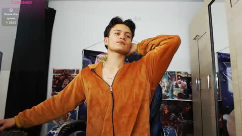 andres online show from April 15, 2026, 11:50 am