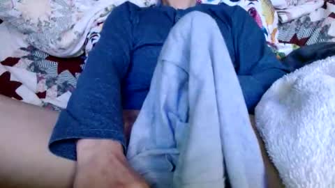 kaonashi69 online show from February 9, 2026, 1:48 pm