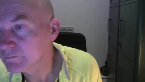 Snapshot of kapitein_rob chatting on December 2, 2024, 6:30 am Robbie online show from December 2, 2024, 6:30 am