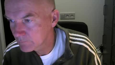 Snapshot of kapitein_rob chatting on October 19, 2025, 5:08 am Robbie online show from October 19, 2025, 5:08 am