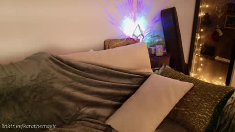 Snapshot of karathemagic chatting on February 9, 2025, 4:04 am I am here around 5am GMT karathemagic online show from February 9, 2025, 4:04 am