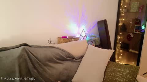 Snapshot of karathemagic chatting on February 22, 2025, 11:02 am I am here around 5am GMT karathemagic online show from February 22, 2025, 11:02 am