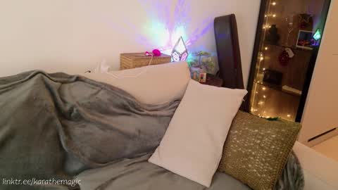 Snapshot of karathemagic chatting on February 23, 2025, 7:55 am I am here around 5am GMT karathemagic online show from February 23, 2025, 7:55 am