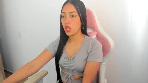 karely_sweet_ online show from May 20, 2026, 2:12 pm
