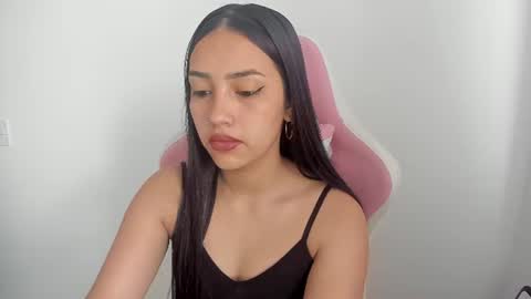 Snapshot of karely_sweet_ chatting on June 27, 2026, 2:23 pm karely_sweet_ online show from June 27, 2026, 2:23 pm