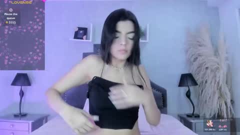 Karely online show from March 17, 2026, 1:03 pm