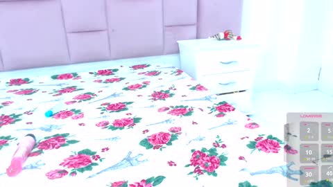 karen online show from January 8, 2025, 3:17 pm