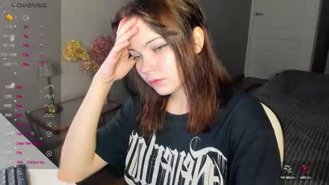 Karen online show from September 24, 2025, 11:35 am