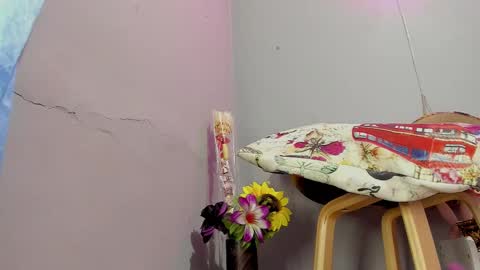 Karen online show from February 28, 2025, 8:53 am