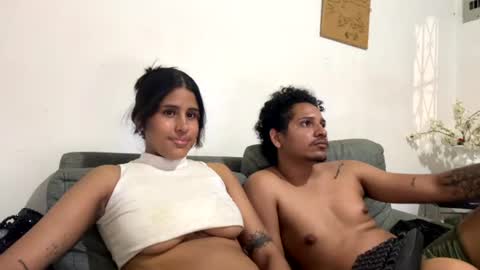Snapshot of kariina_candy chatting on July 11, 2026, 3:31 am kariina candy and fox online show from July 11, 2026, 3:31 am