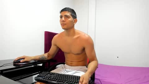 Snapshot of karimvani chatting on May 20, 2026, 12:28 am Felipe online show from May 20, 2026, 12:28 am