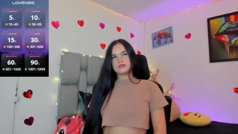 Snapshot of karin_grey69 chatting on August 6, 2026, 2:35 am Karin online show from August 6, 2026, 2:35 am