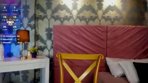 Karina online show from November 20, 2025, 7:41 am