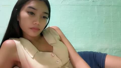Snapshot of karina_goddess chatting on June 8, 2026, 3:12 pm karina online show from June 8, 2026, 3:12 pm