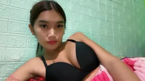Snapshot of karina_goddess chatting on June 16, 2026, 3:36 pm karina online show from June 16, 2026, 3:36 pm