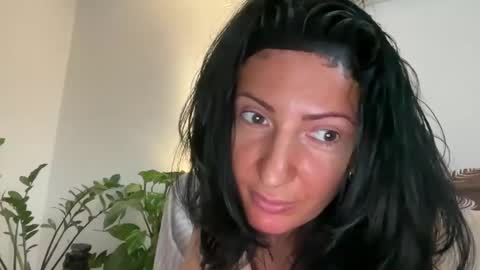 Snapshot of karinablair chatting on February 8, 2025, 2:27 pm Karina online show from February 8, 2025, 2:27 pm