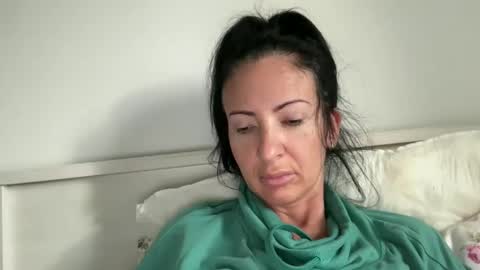 Snapshot of karinablair chatting on November 4, 2025, 6:45 am Karina online show from November 4, 2025, 6:45 am