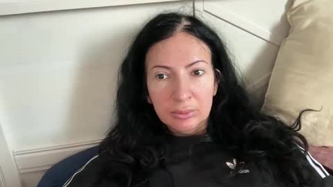 Karina online show from April 23, 2026, 9:08 am