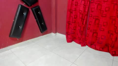 KarinaSimonz online show from April 10, 2026, 3:56 am