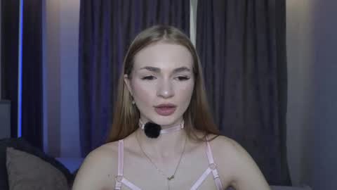 karinchik544 online show from November 6, 2025, 10:16 am